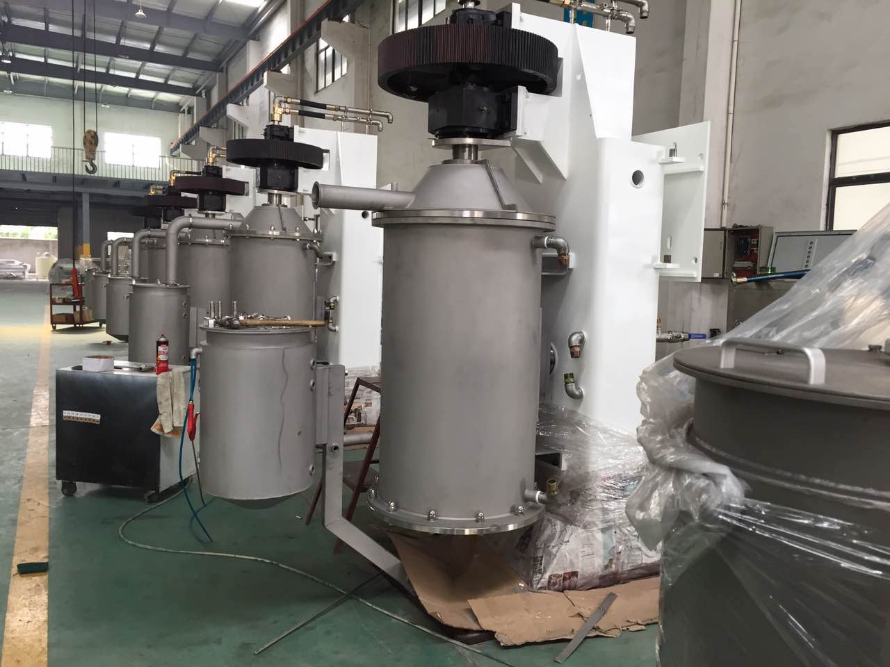 500-1000-1500L/hour Continues Ball Mill Machine 5