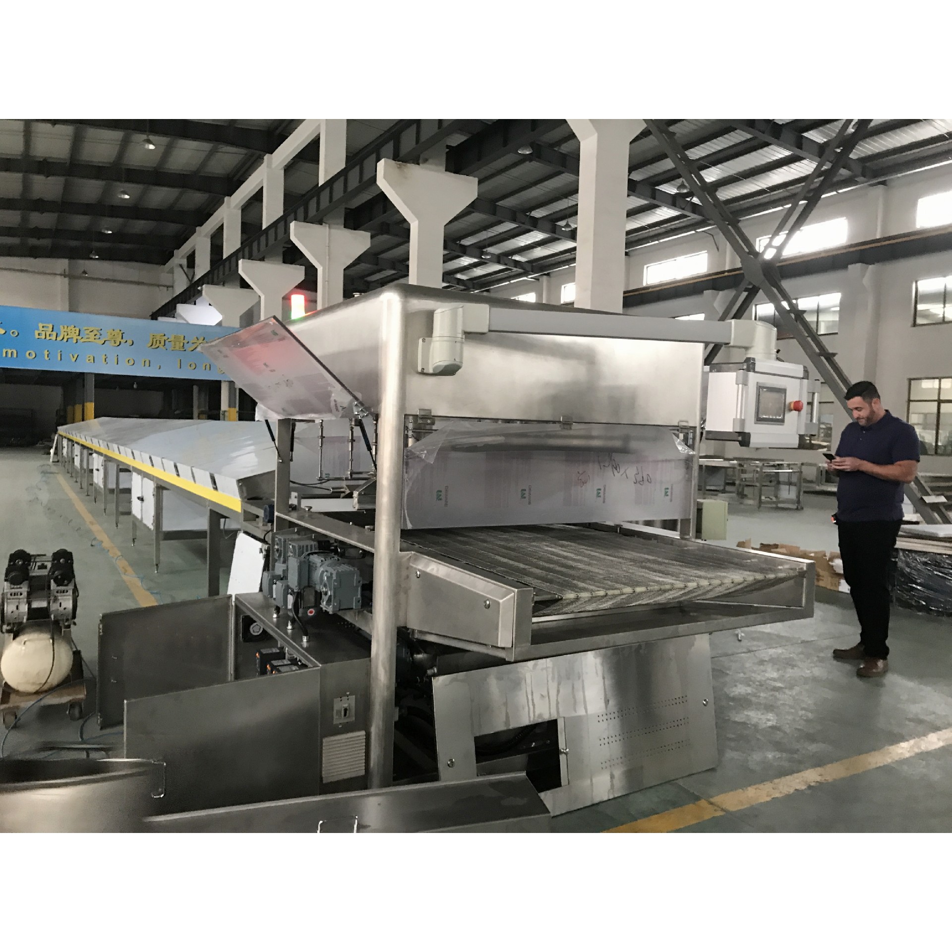 900-1000-1200mm Chocolate Enrobing Line