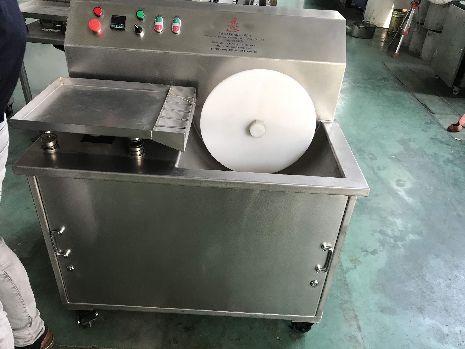 Manual Moulding Machine 2