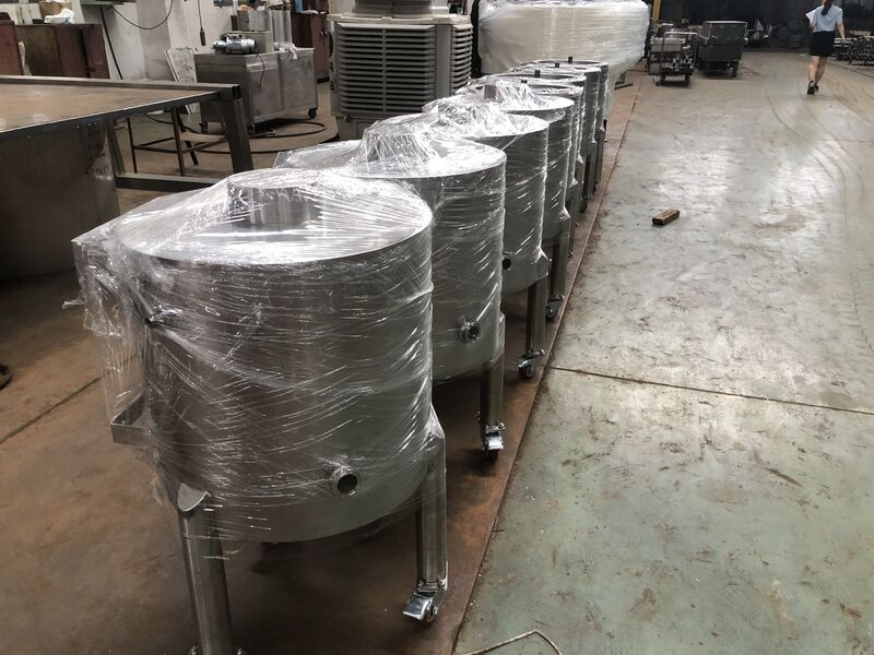 30-100L Chocolate Holding Tank 2